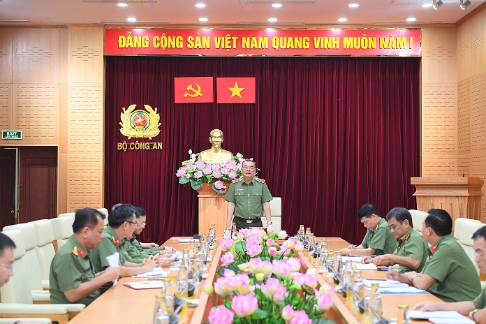 Xây dựng lực lượng Tham mưu Công an nhân dân thật sự trong sạch, vững mạnh, chính quy, tinh nhuệ, hiện đại